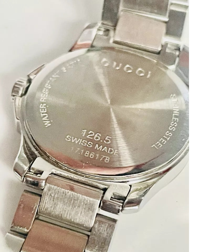 Gucci Ladies Watch silver colour