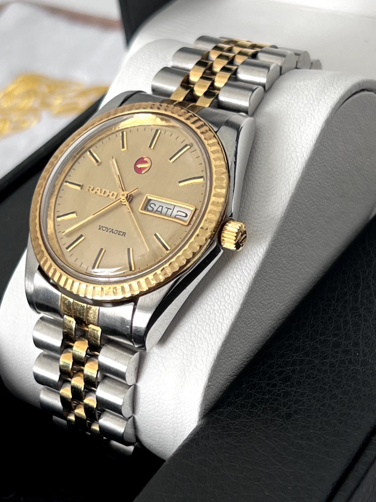 vintage rado mens watch in silver colour