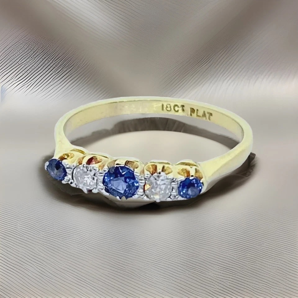Vintage 18 ct Gold Platinum Ring with Sapphires and Diamonds Size N