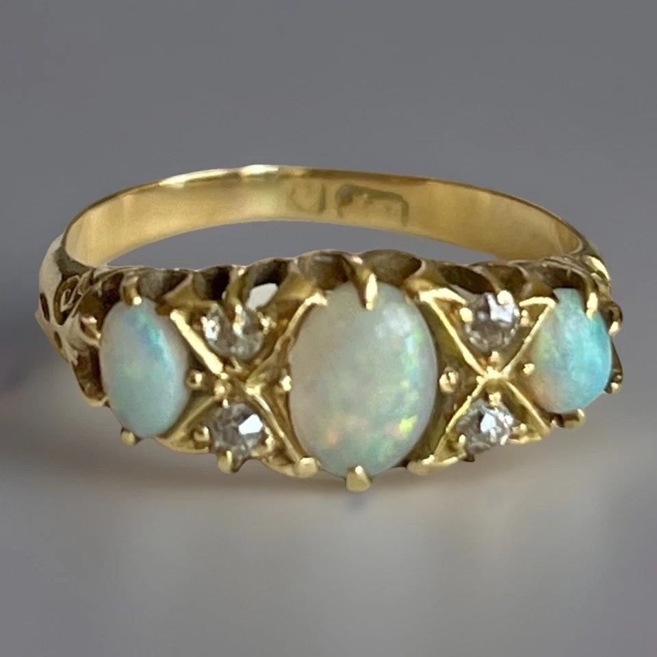 Antique 18 ct Gold Ring with Opal and Diamonds Size K half